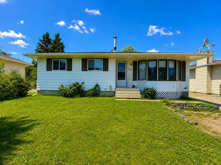 Property Photo: 5746 9 Avenue AB T7E 1J3