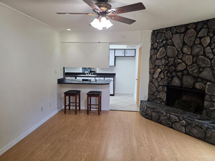 Property Photo:  1000 Stillbrook Rd  FL 32514 