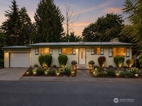 Property Photo:  11617  7th Avenue SW  WA 98146 