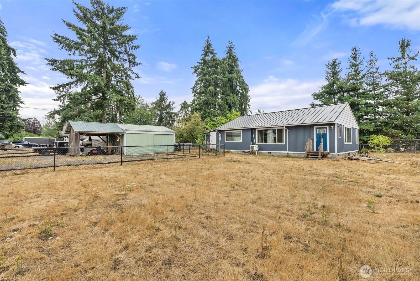 Property Photo:  204 E Eagle Street  WA 98568 