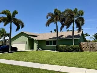 Property Photo:  6120 Silver Oak Drive  FL 33467 