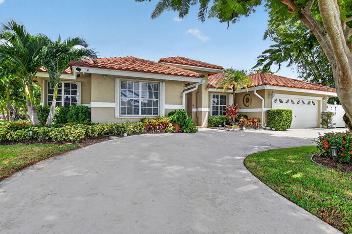 Property Photo: 703 Avocet Road FL 33444