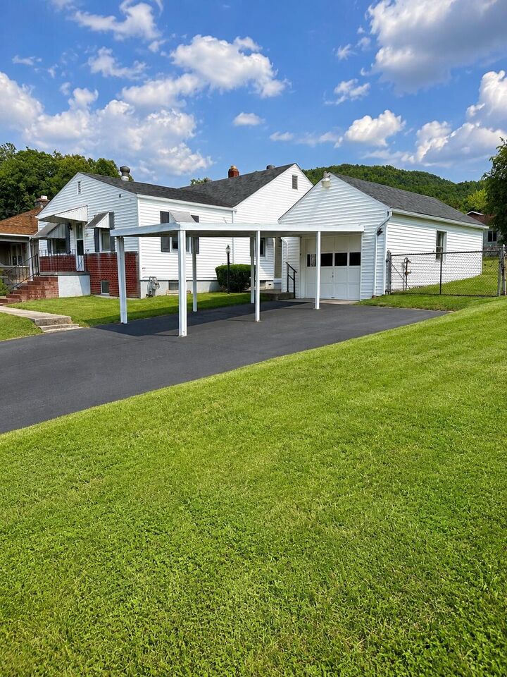 Property Photo:  317 E Pennsylvania St  VA 24426 