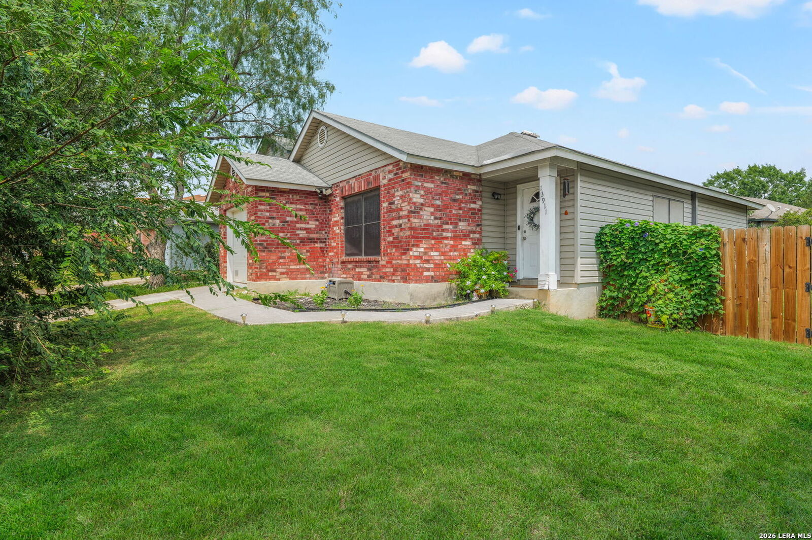 Property Photo: 13911 Villa Camino TX 78233