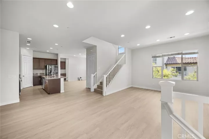 Property Photo: 90 Renewal CA 92618