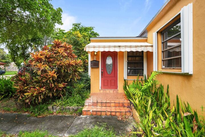 Property Photo:  12547 NE 4th Ave 1  FL 33161 
