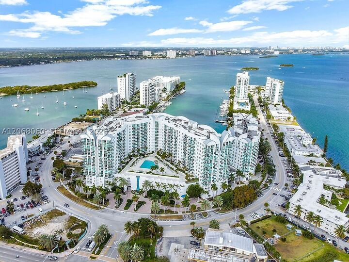 Property Photo: 7900 Harbor Island Dr 1408 FL 33141