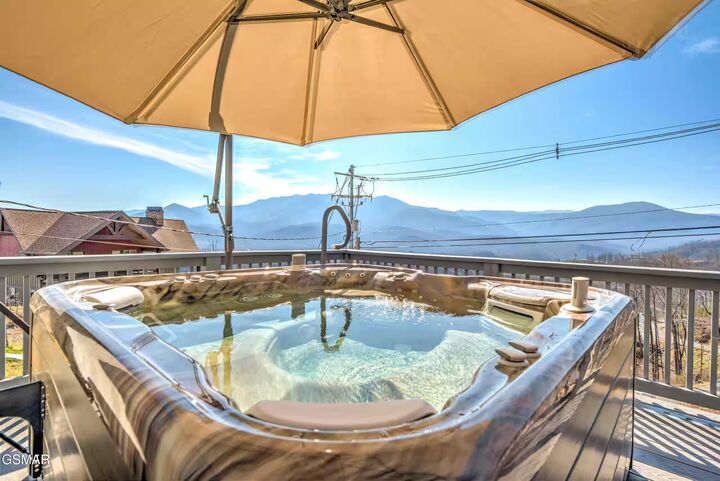 Property Photo:  706 Chestnut Drive  TN 37738 