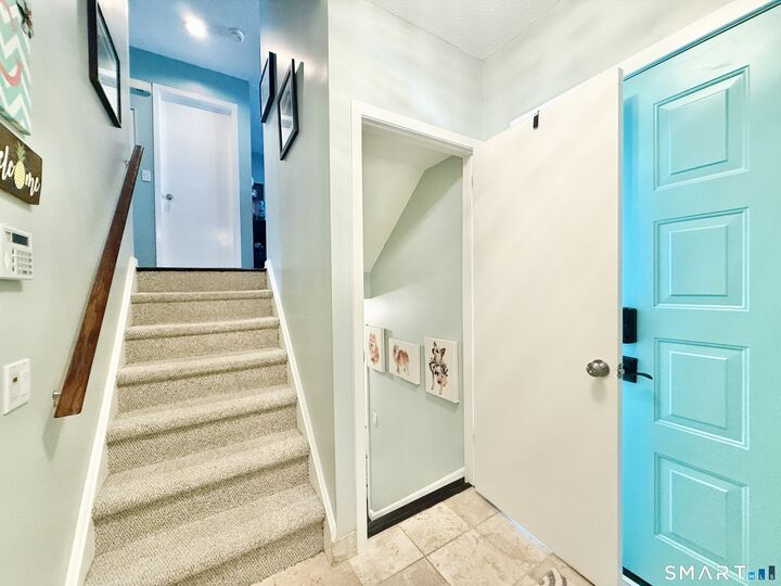 Property Photo: 122 Sunrise Hill Road 122 CT 06851