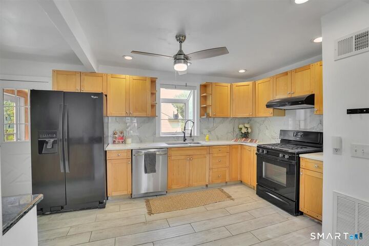 Property Photo:  349 Nott Street  CT 06109 