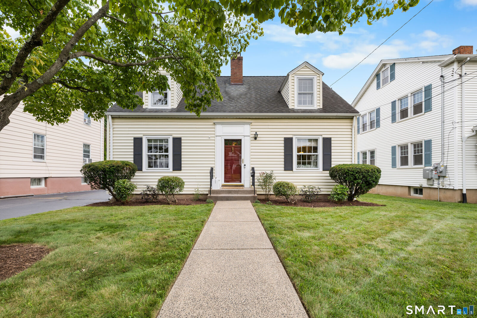 Property Photo:  57 Fennbrook Road  CT 06119 