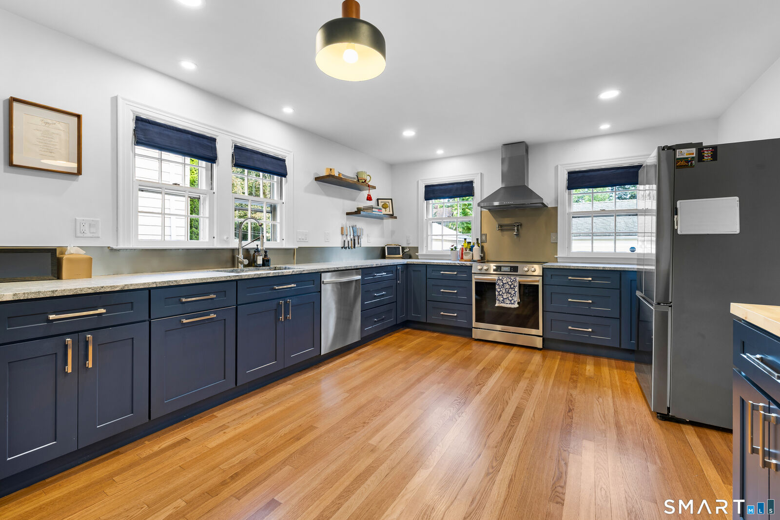 Property Photo: 57 Fennbrook Road CT 06119