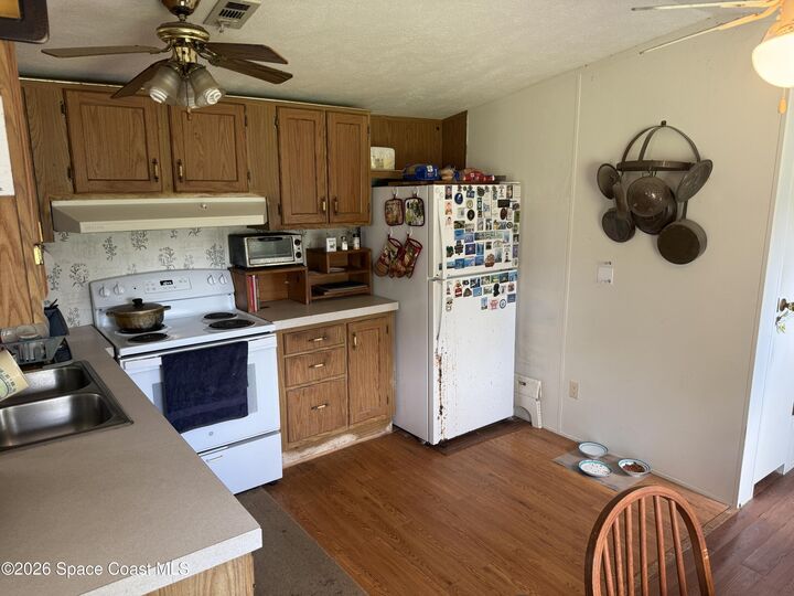 Property Photo:  5185 Gandy Road  FL 32754 