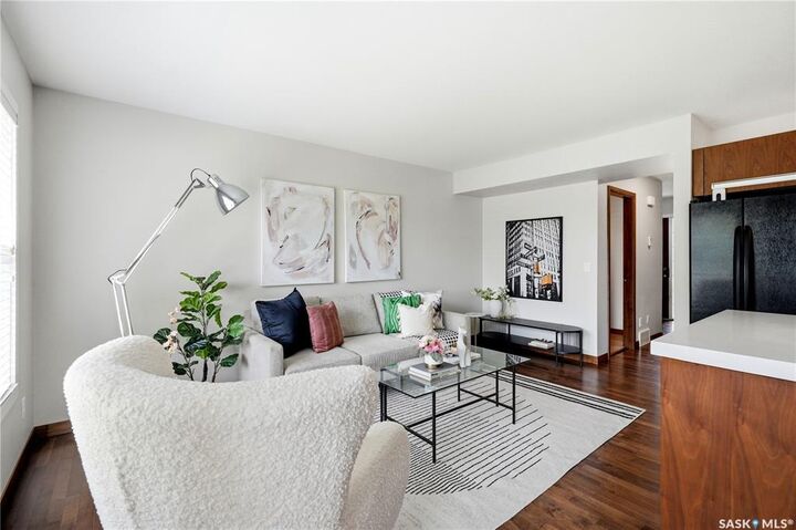 Property Photo: 2007 Pohorecky Crescent 201 SK S7W 0V3