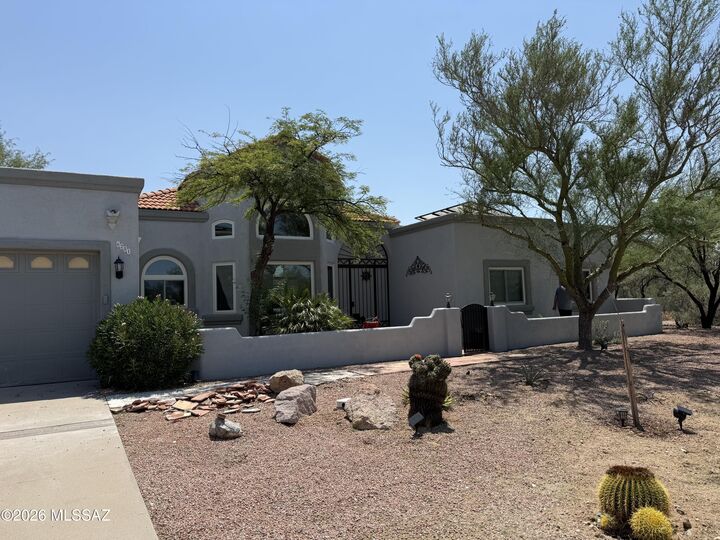Property Photo:  6251 S Mesquite Trail  AZ 85747 