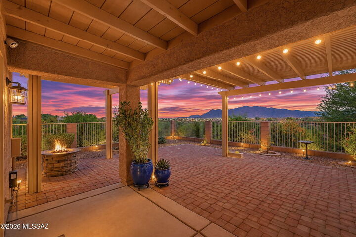 Property Photo: 3958 W Bagley Flat Place AZ 85745