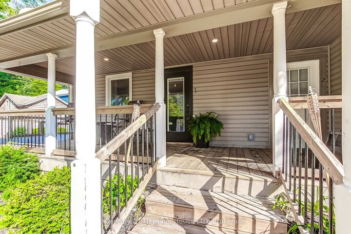 Property Photo: 3820 Terrace Lane ON L0S 1B0