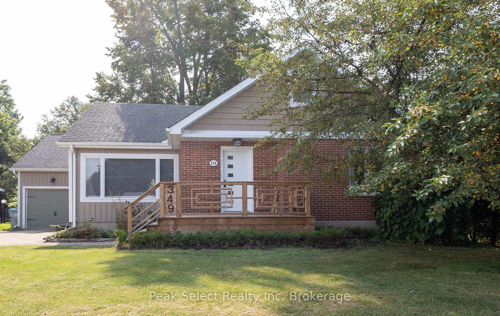 Property Photo:  349 Edward Street  ON N0M 1S7 