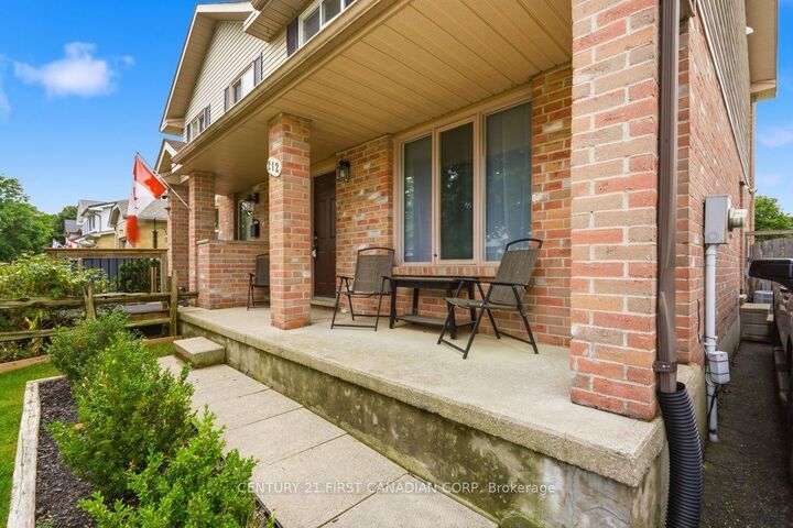 Property Photo:  212 Martinet Avenue  ON N5V 4K2 