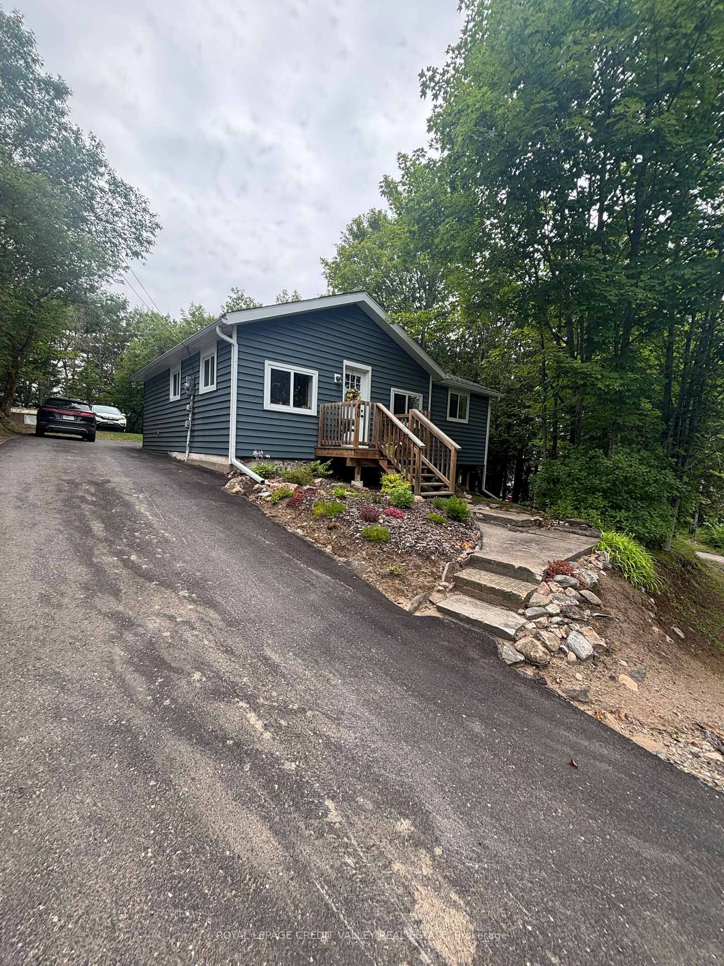 Property Photo: 39 Cleak Avenue N ON K0L 1C0