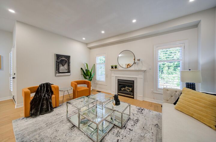 Property Photo:  140 Frank Endean Road  ON L4S 1S7 