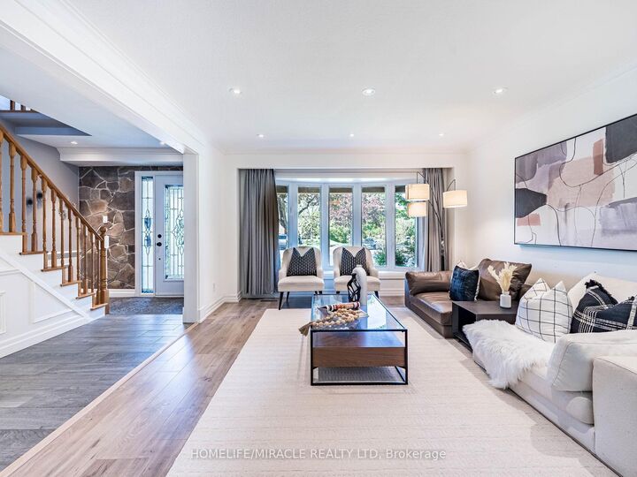 Property Photo: 7 Chapais Crescent ON M1C 2C3