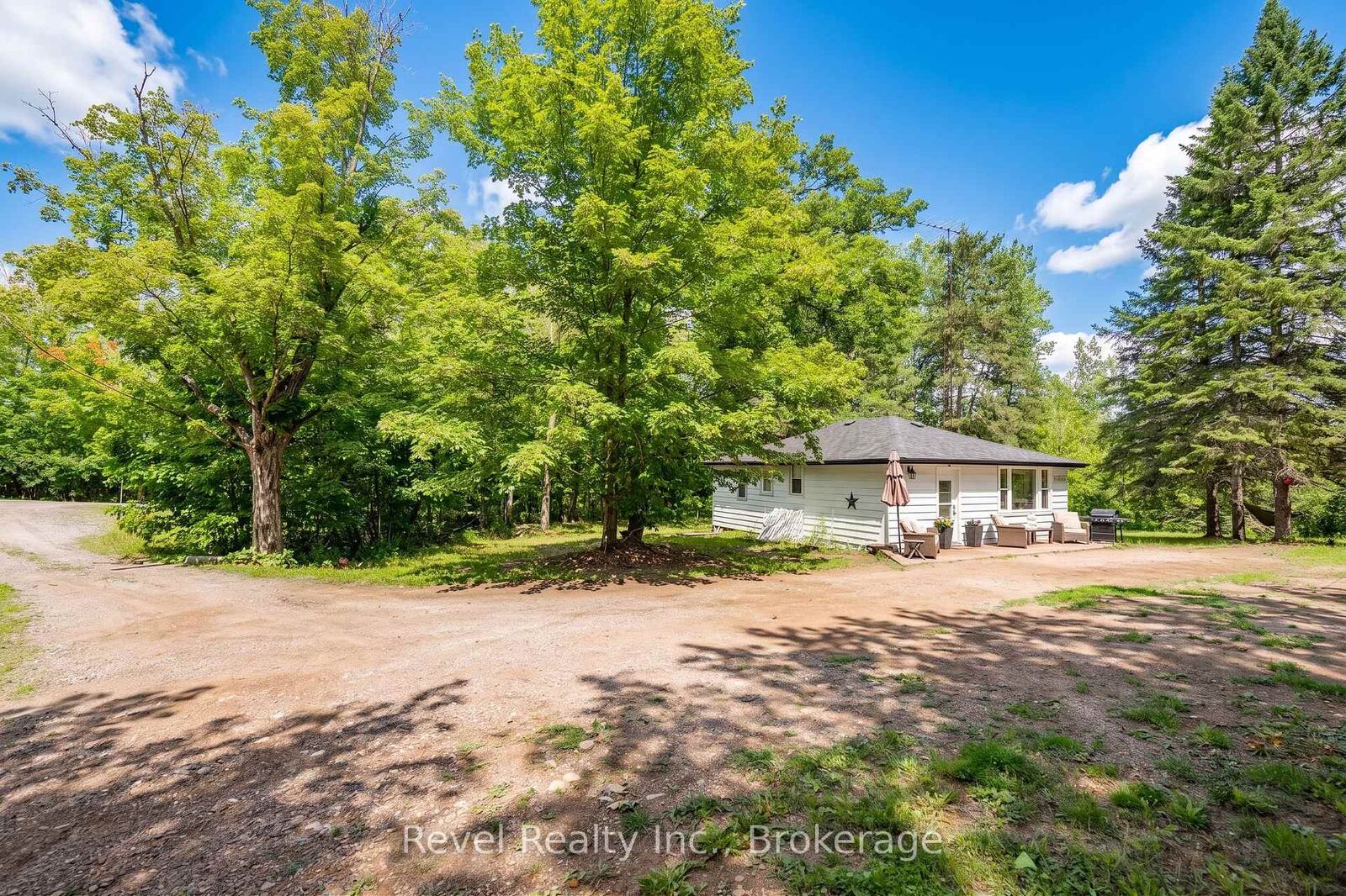 Property Photo: 4 Gypsy Point Road ON K0M 1A0