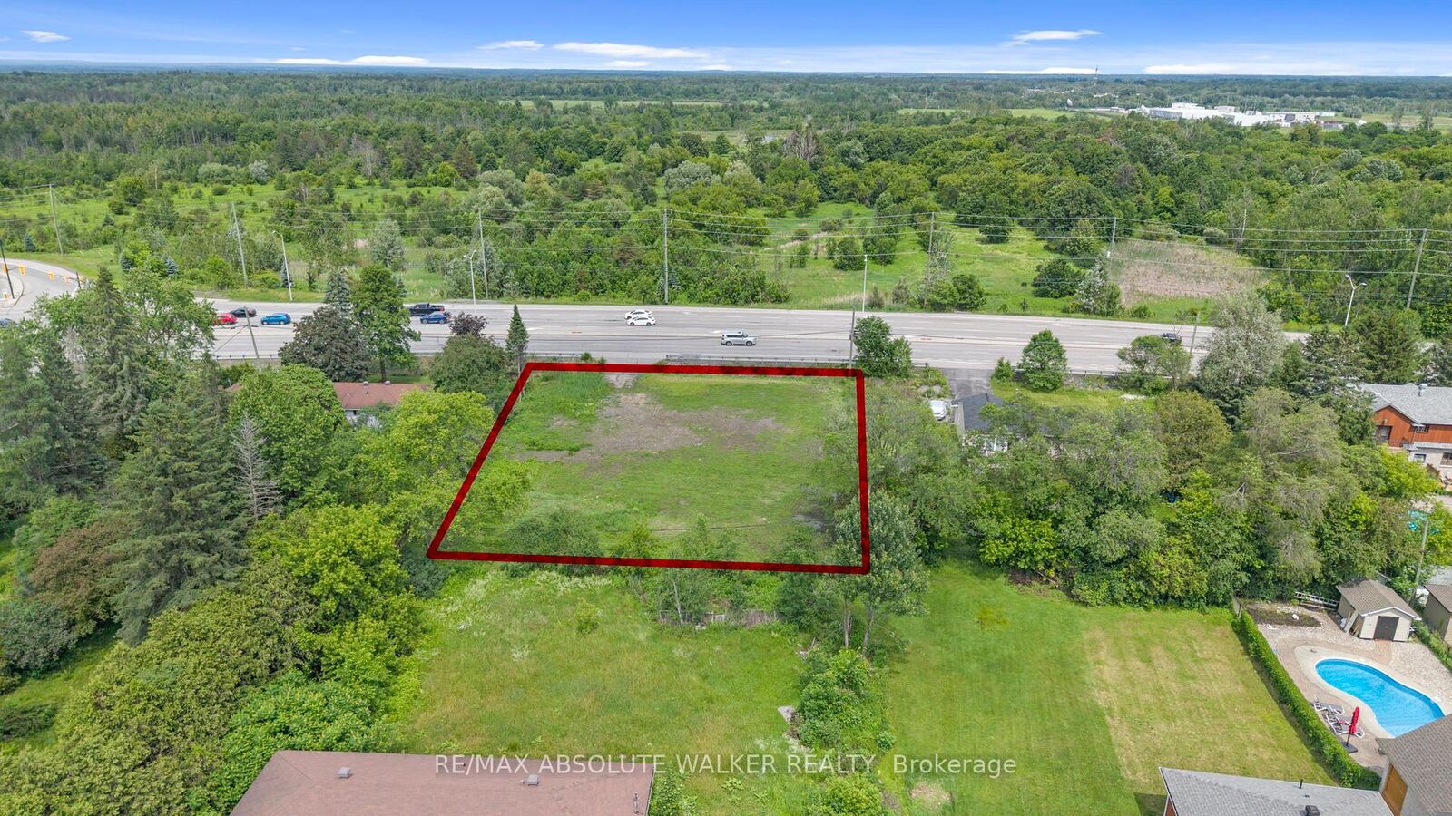 Property Photo:  4320 Bank Street  ON K1T 3W8 