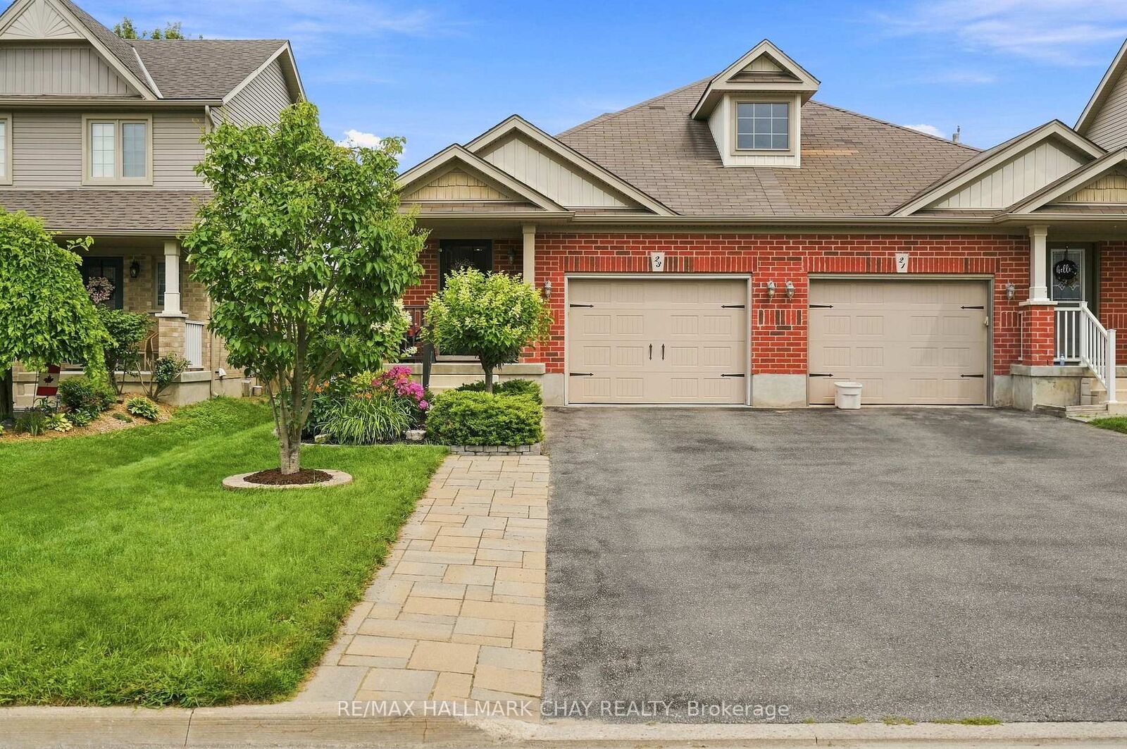 Property Photo: 23 Banting Crescent ON L0M 1B6