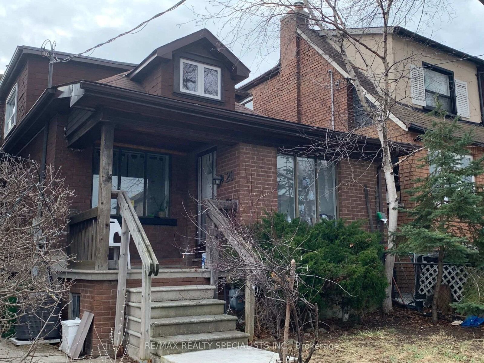 Property Photo:  29 Goodwood Avenue Lower  ON M6E 1J1 
