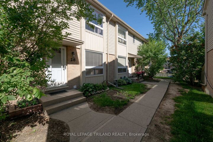 Property Photo: 626 Wharncliffe Road S 28 ON N6J 2N4