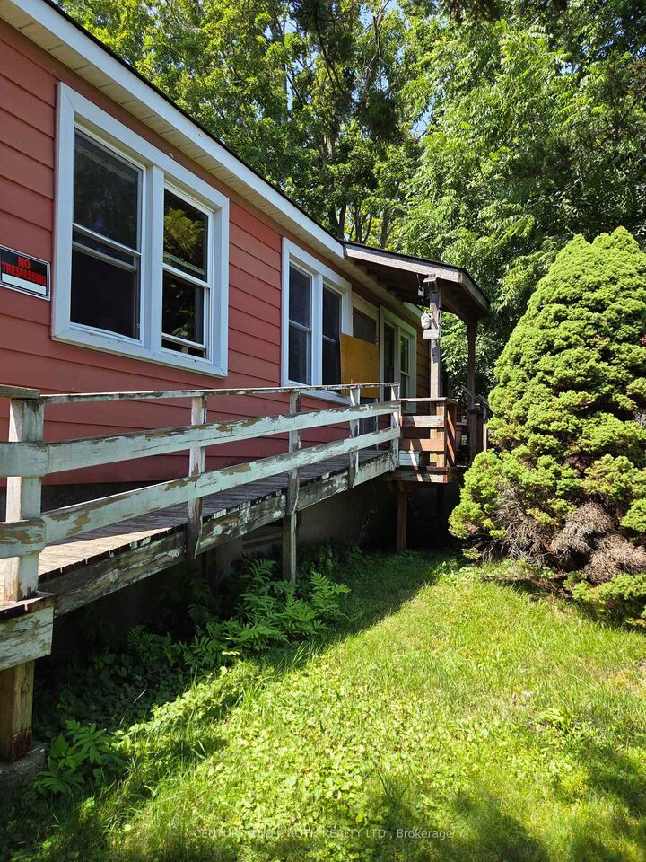 Property Photo: 79 Frederick Street ON L3V 5W6