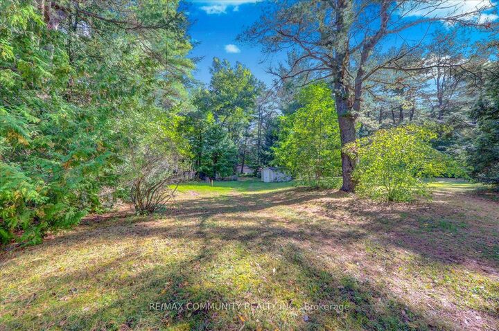 Property Photo: 4294 Canal Road ON L0K 2B0
