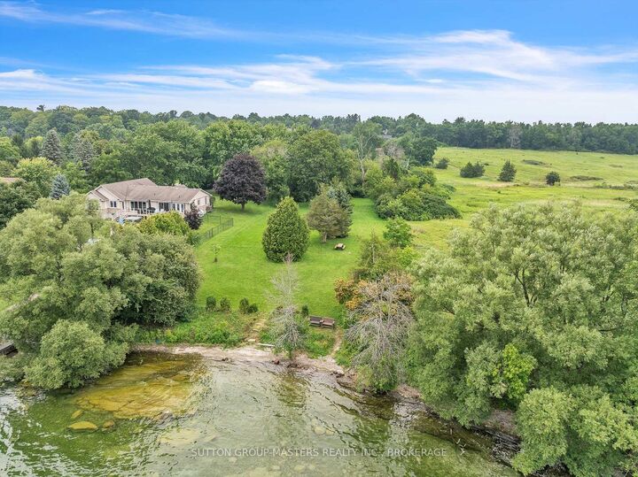 Property Photo: 2 Stonehead Circle ON K7L 4V1