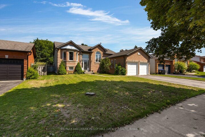 31 Edenbridge Drive — photo 1