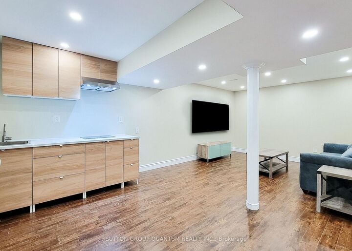 Property Photo: 320 Leiterman Drive Lower ON L9T 8E7