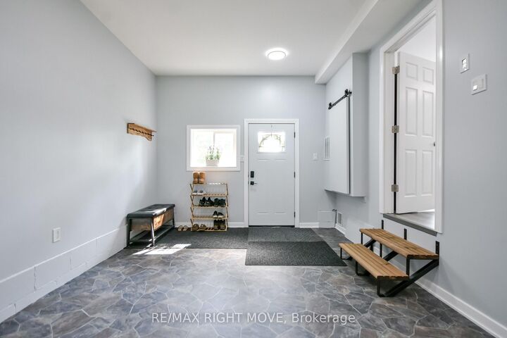 Property Photo: 18 Bushey Avenue ON L3W 0L2