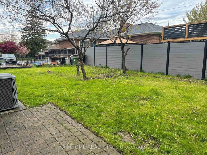 Property Photo: 170 Gracefield Avenue ON M6L 1L5