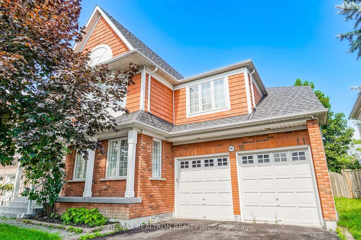 Property Photo: 96 Hoile Drive ON L1Z 1N4