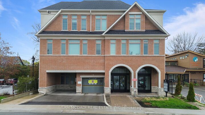 215 Broadway Street 308 — photo 1