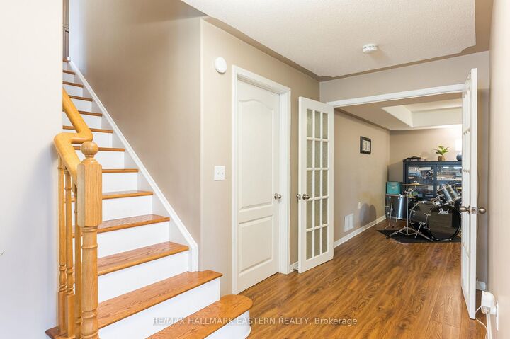 Property Photo: 58 Parcells Crescent ON K9K 2P2