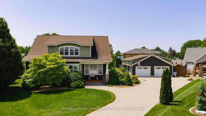 24 Thimbleweed Drive — photo 1