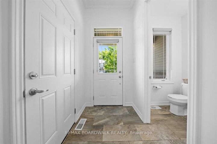 Property Photo: 446 Meadowbreeze Drive ON K2M 0L1