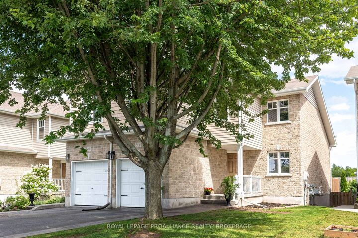 Property Photo: 974 Swanfield Street ON K7M 0A6