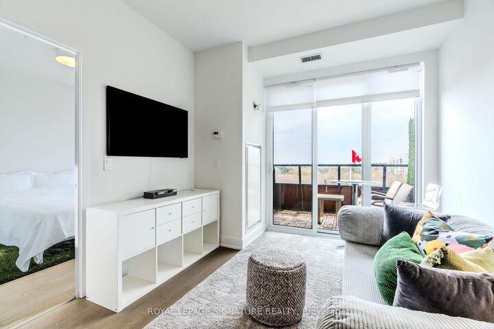 Property Photo:  20 Shore Breeze Drive 515  ON M8V 1A1 