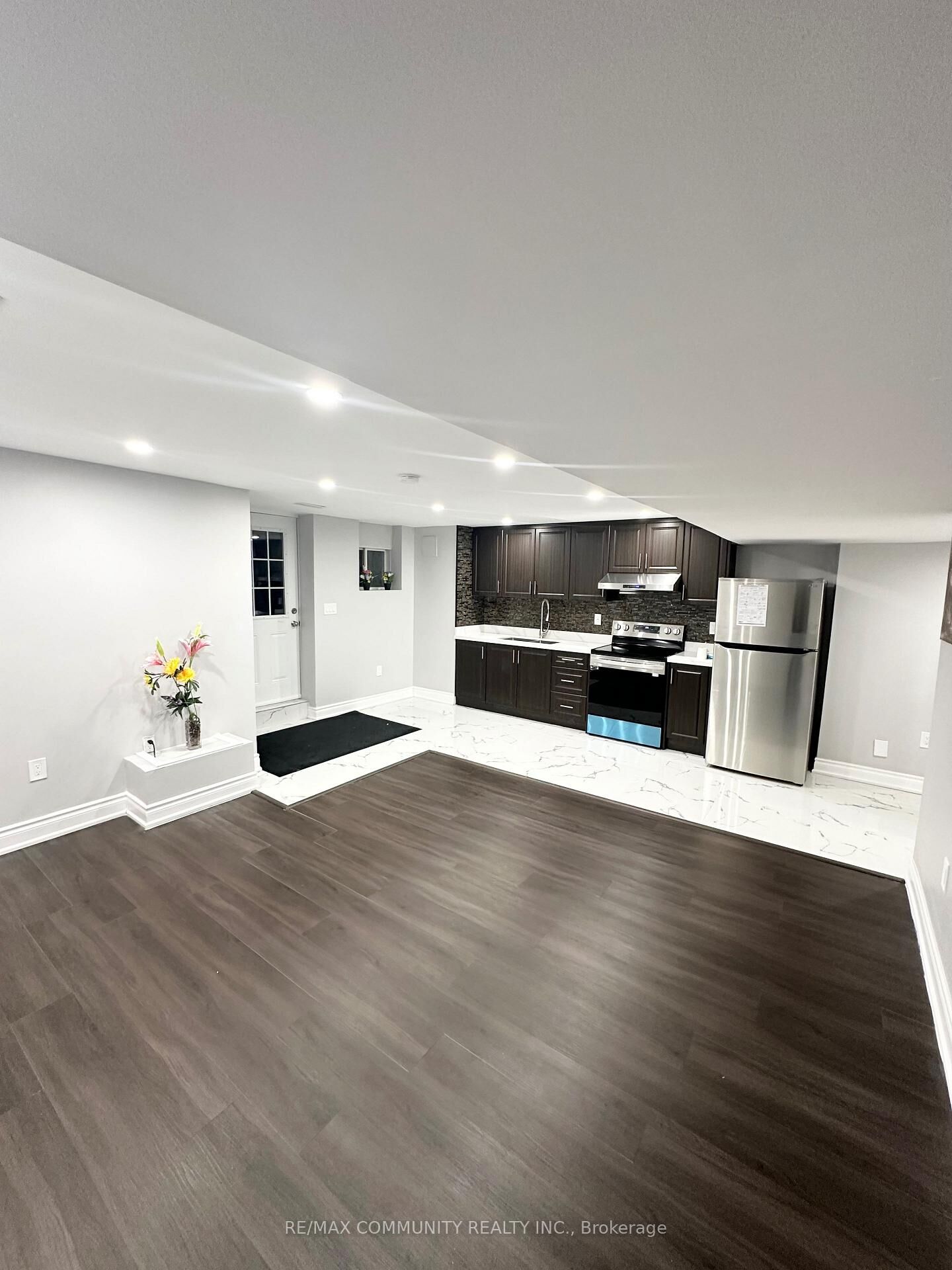 Property Photo: 6962 14th Avenue Basement ON L6B 0G6