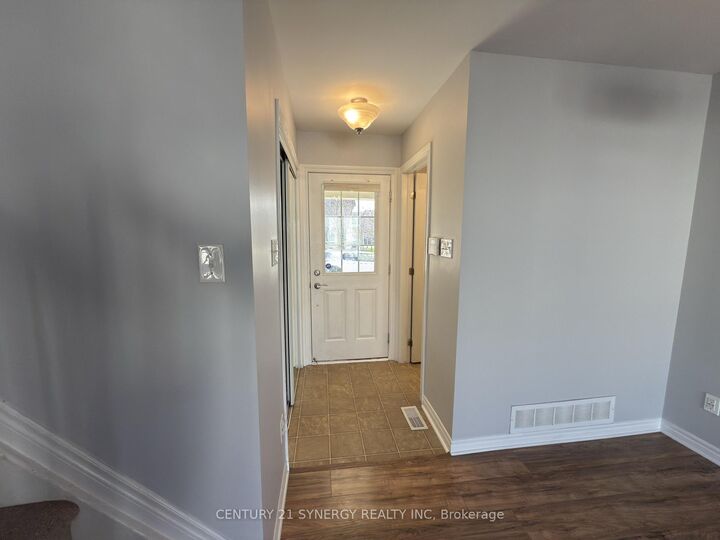 Property Photo: 921 Messor Crescent ON K2S 0P2