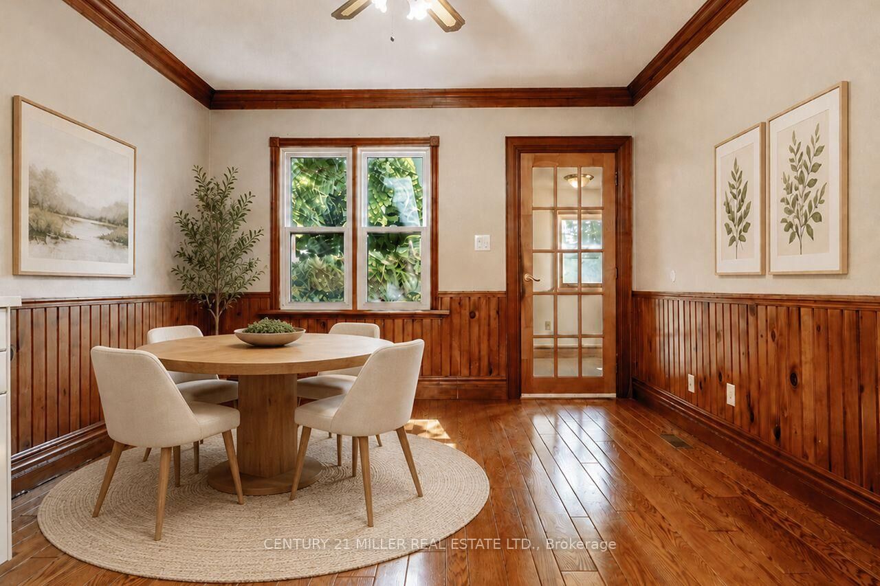 Property Photo: 173 Thomas Street A ON L9T 2E4