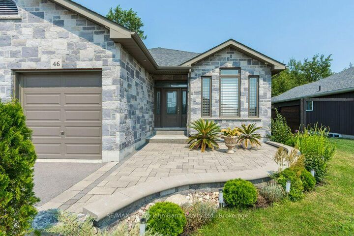Property Photo:  46 Birchmount Street  ON K8V 0C6 