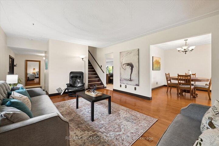 Property Photo: 8 Perin Place ON N2P 1L5